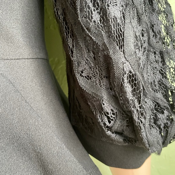 Blouse size S black and lace stretch - Picture 7 of 8